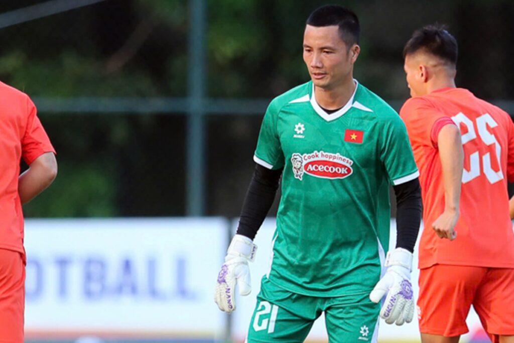 Thông tin cụ thể về quyết định không tham dự